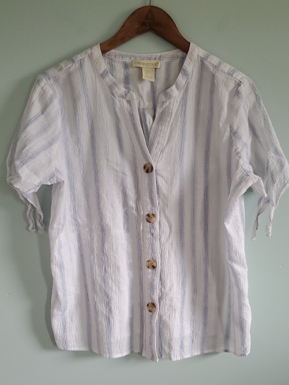 Cynthia Rowley White with Light Blue Stripe Button-Front Blouse